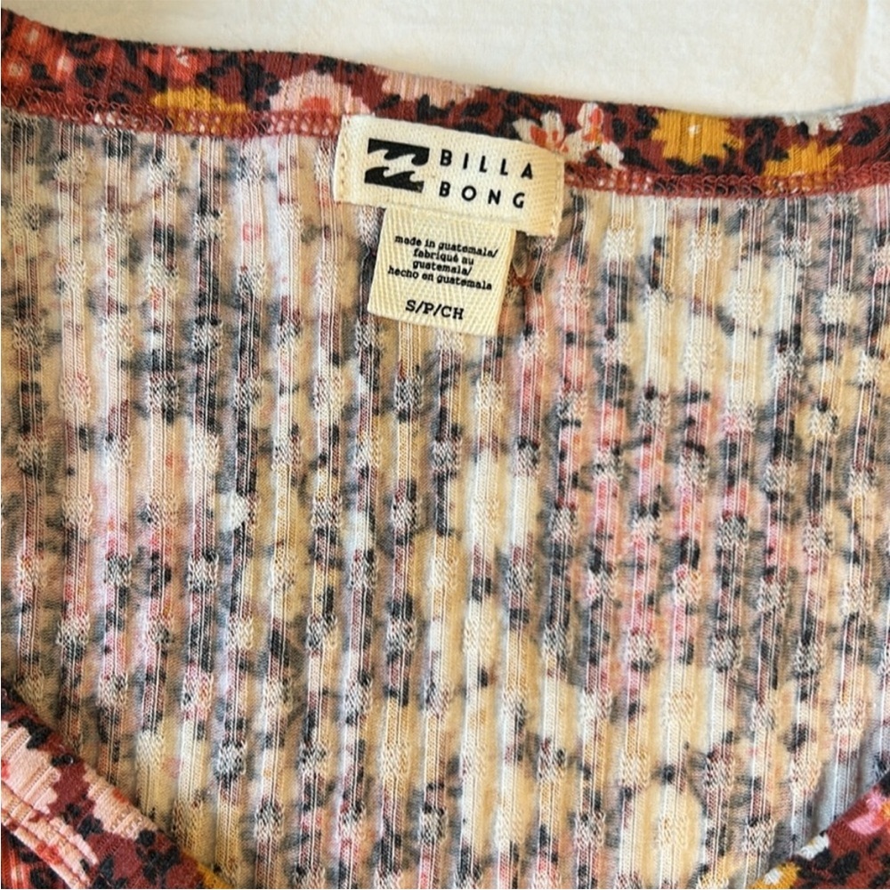 Billabong Small Top Falling in Love in Deep Sienna floral ribbed long sleeve NWT - Picture 9 of 10